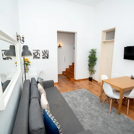 Large 3-bedroom 4 Double Bed 2 Bathroom Apartment, Prime Location Apartamento Lisboa