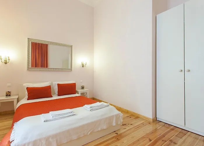 Διαμέρισμα Centerl 3 Bedroom Comfort